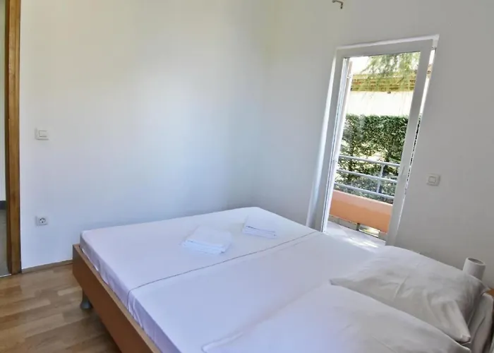 Appartement Raul By Interhome Dajla