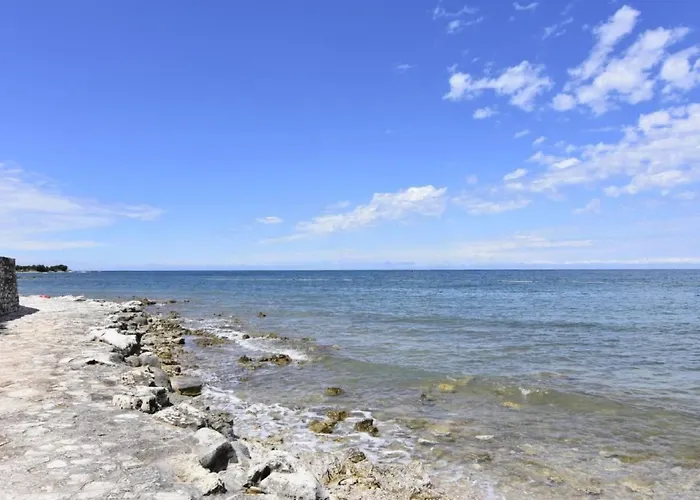 Raul By Interhome Apartment