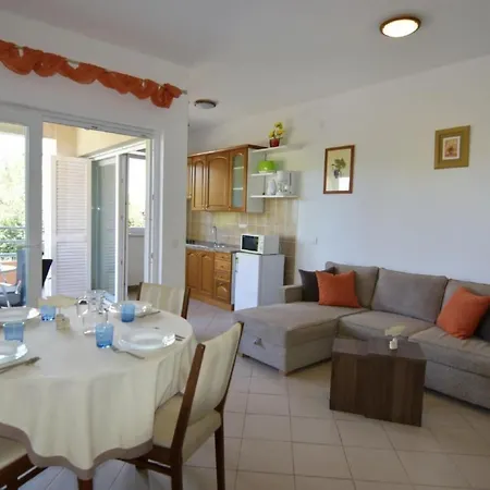 Appartement Raul By Interhome