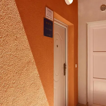 Raul By Interhome Dajla