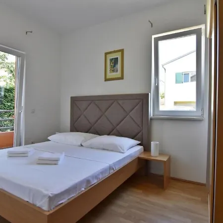 Raul By Interhome Dajla